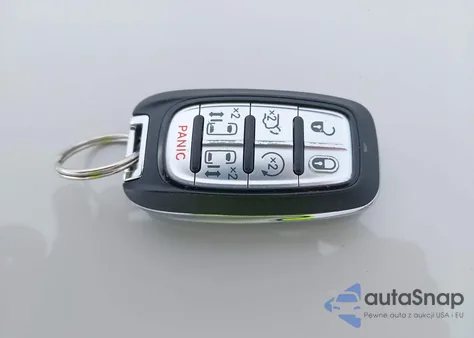 2020 Chrysler Pacifica Touring L z USA, uszkodzony, nr VIN 2C4RC1BG7LR204898